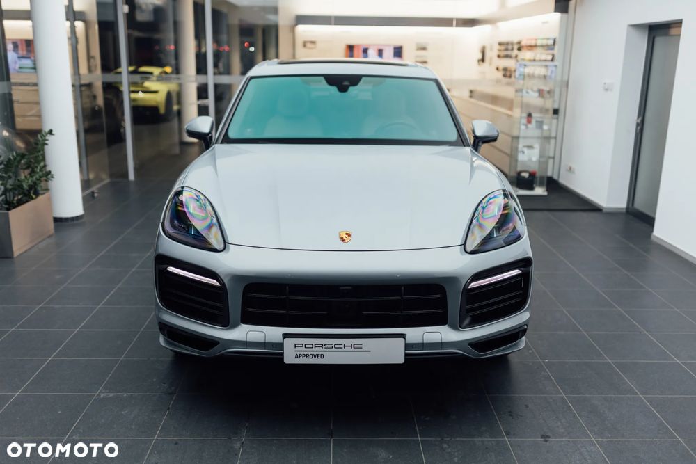Porsche Cayenne - 9