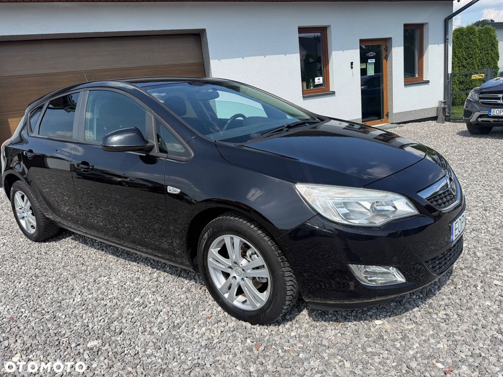 Opel Astra 1.4 T Cosmo - 19
