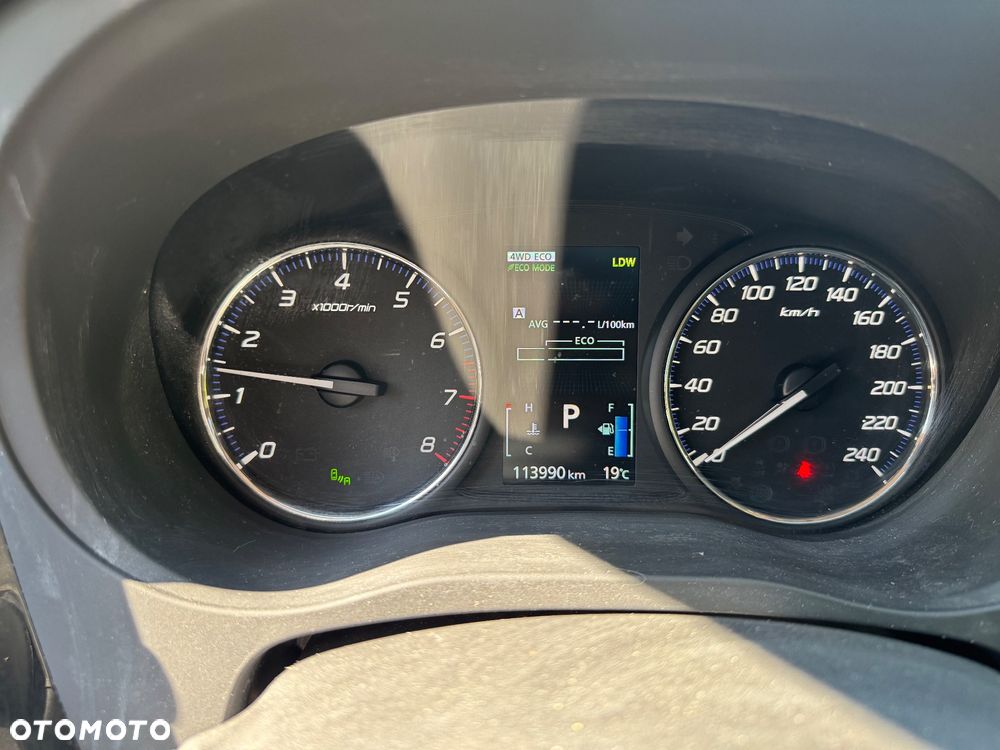 Mitsubishi Outlander 2.0 Intense + Navi 4WD CVT - 8