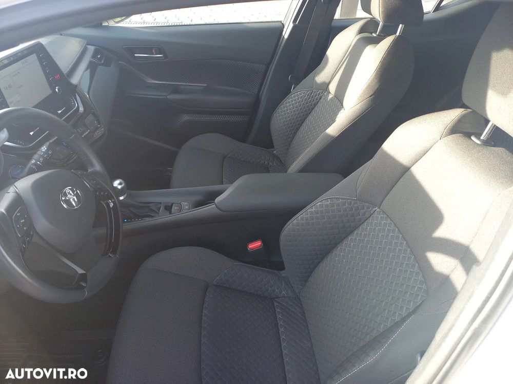 Toyota C-HR 1.8 HSD 122 CP 4x2 CVT Core - 5