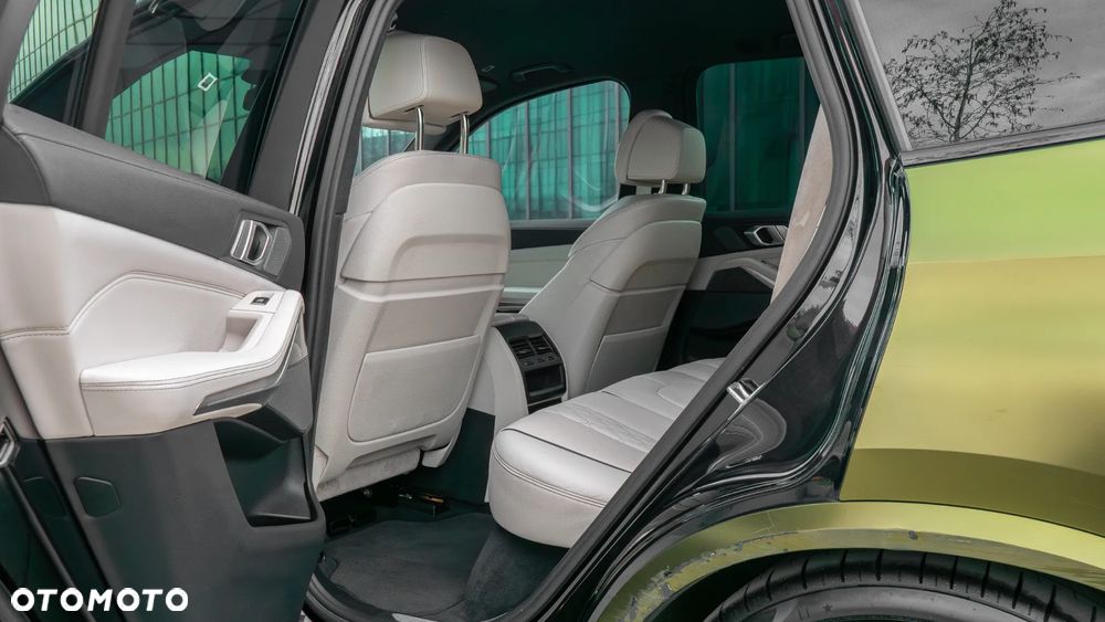 BMW X5 xDrive30d mHEV - 19