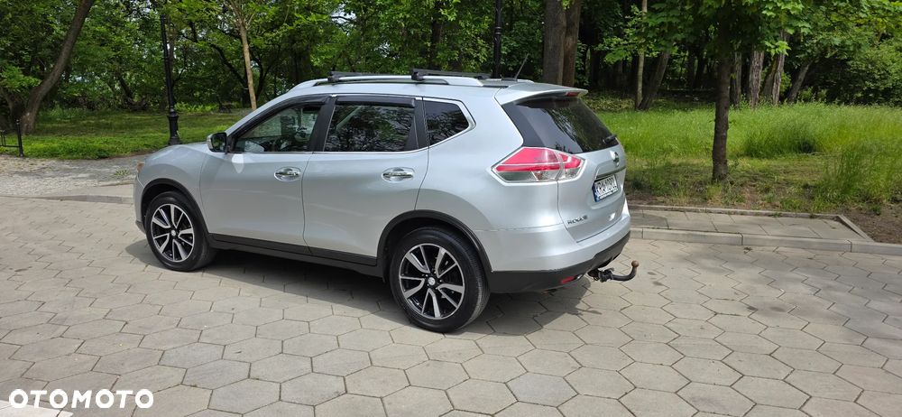 Nissan Rogue - 5