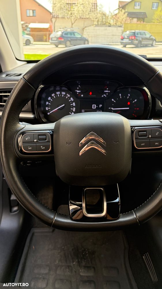 Citroën C3 1.2 PureTech S&S EAT6 Shine - 6