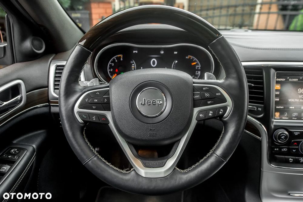 Jeep Grand Cherokee 3.0 CRD Overland Summit - 24