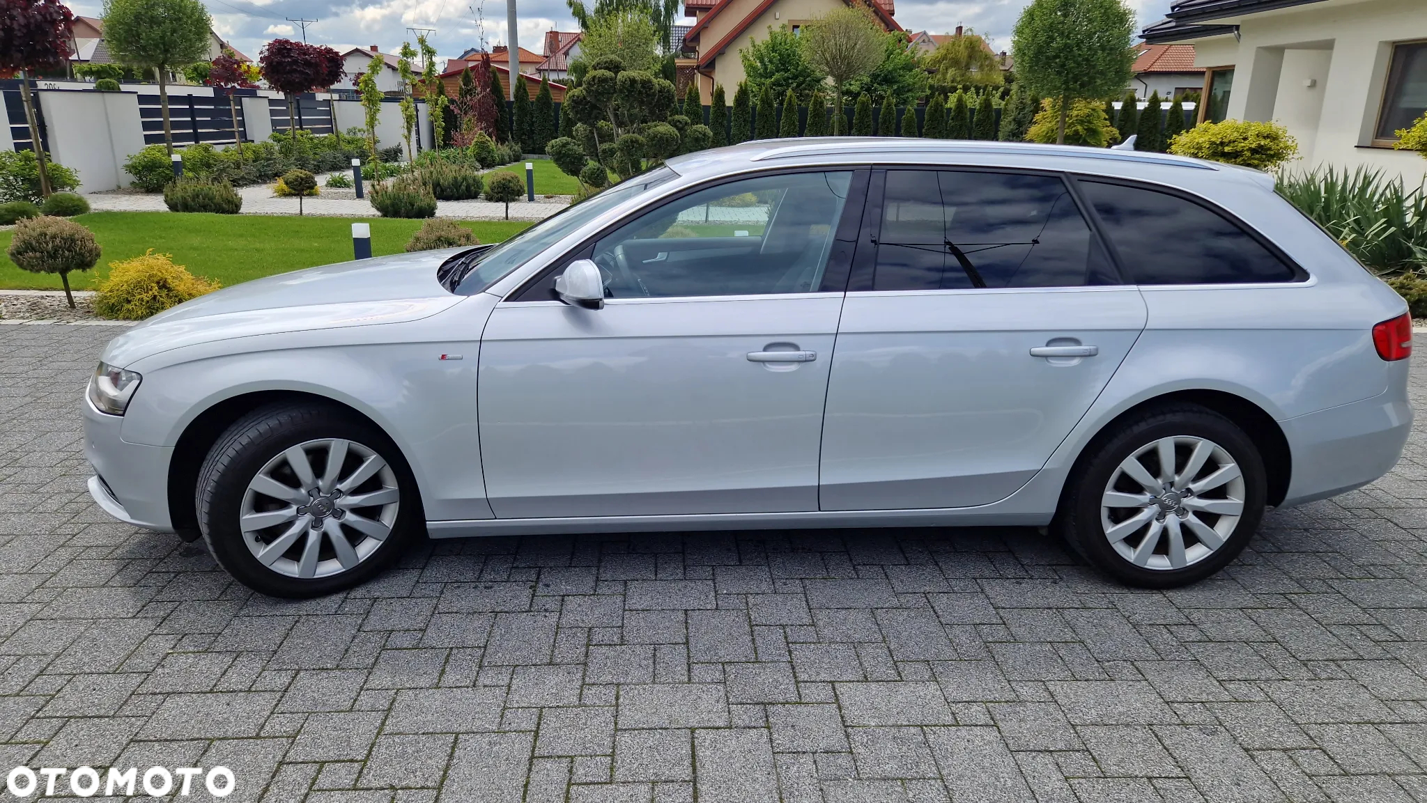 Audi A4 Avant 2.0 TDI DPF multitronic Attraction - 3