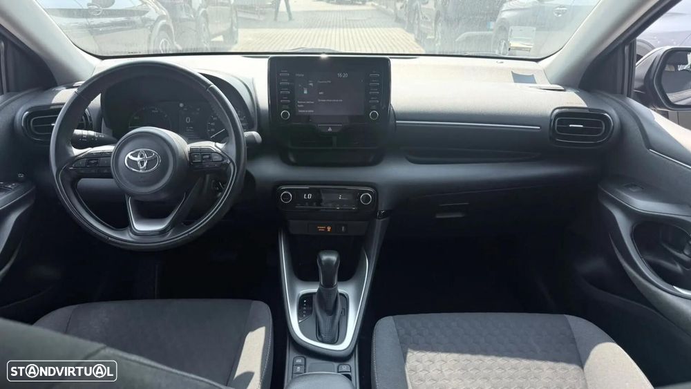 Toyota Yaris 1.5 HDF Comfort Plus - 14