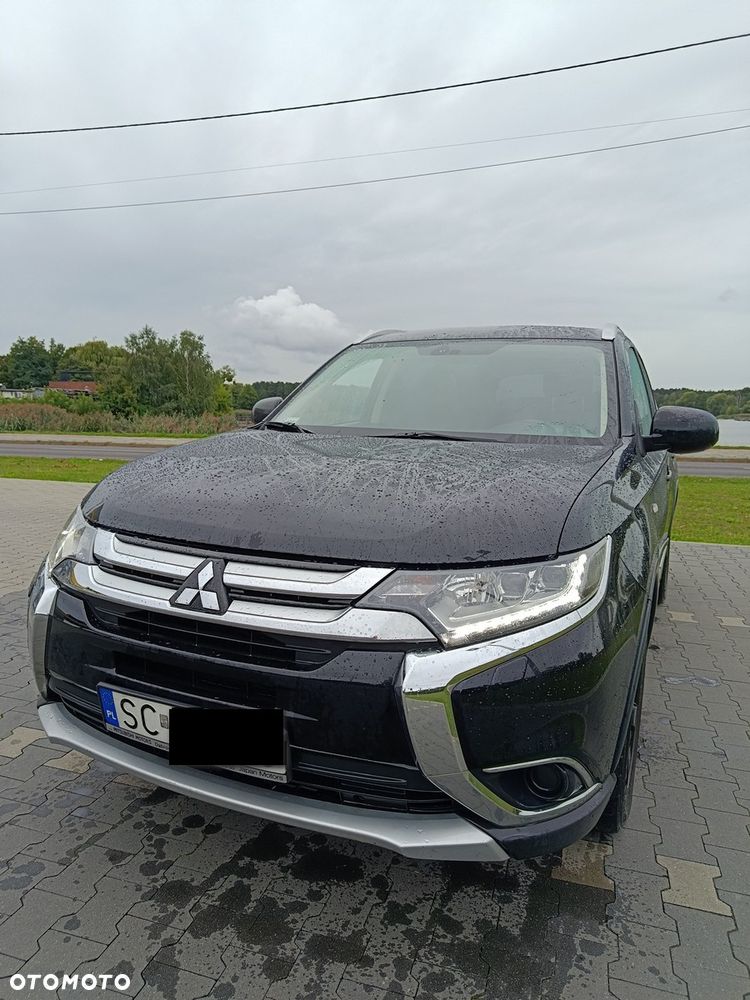Mitsubishi Outlander 2.0 City Style 2WD - 2