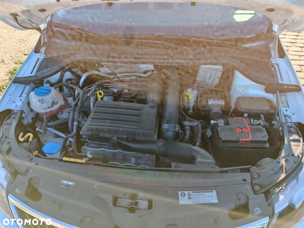 Skoda RAPID Spb 1.4 TSI Joy DSG - 15