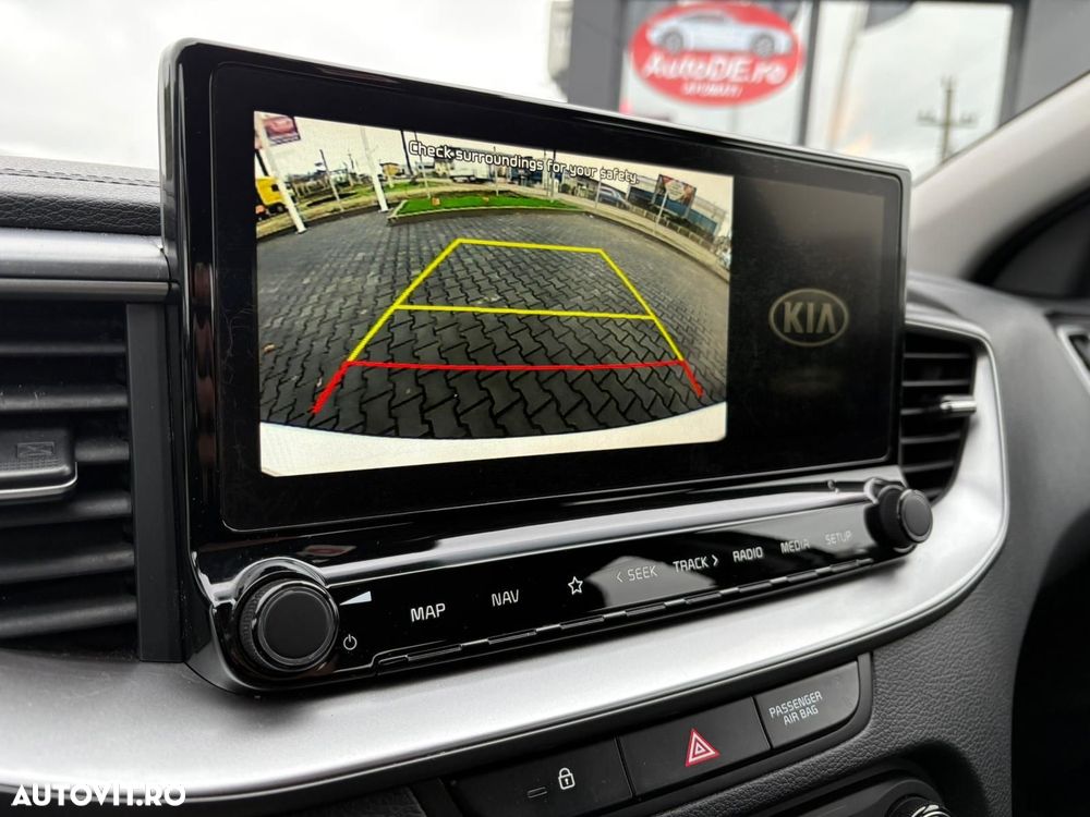 Kia Ceed - 18