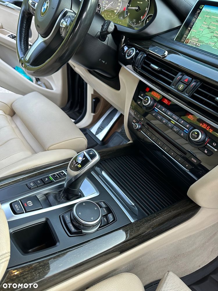 BMW X5 M M50d Sport-Aut - 19