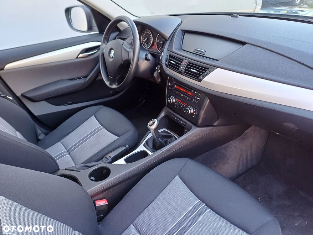 BMW X1 sDrive18d - 14