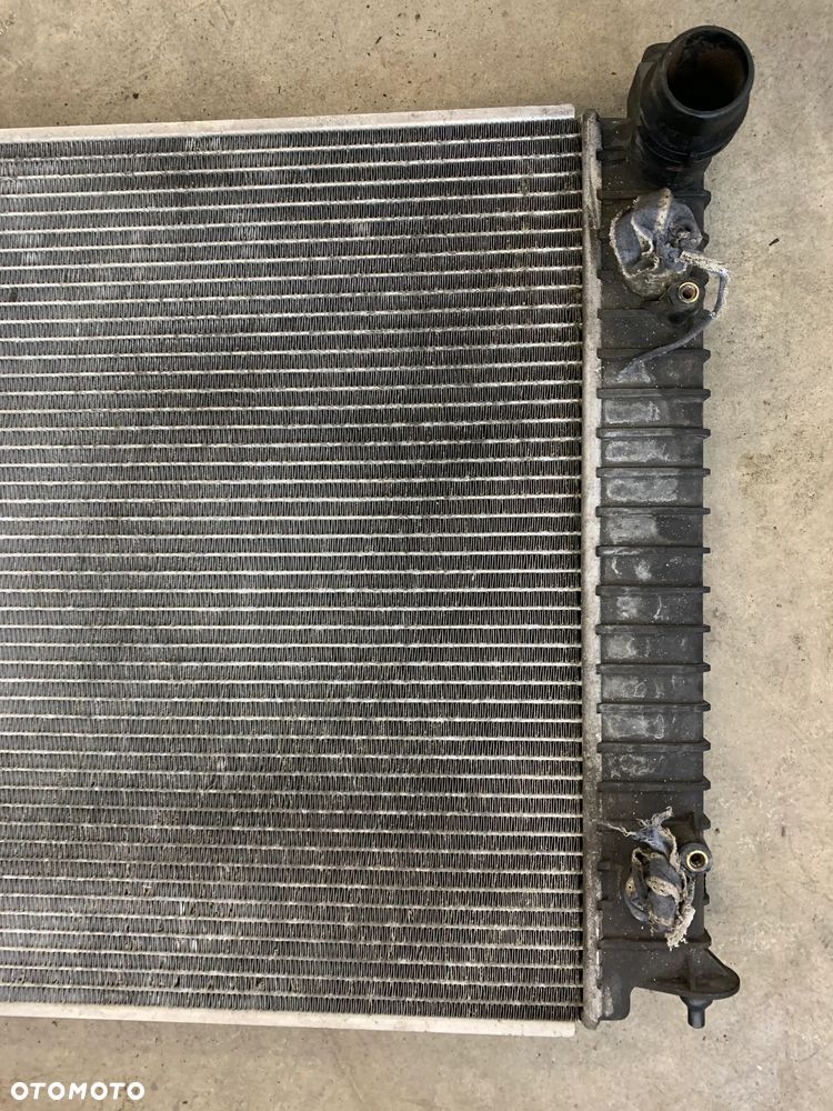 chłodnica wody automat 4F0121251P A6 C6 3.0 TDI BMK - 2