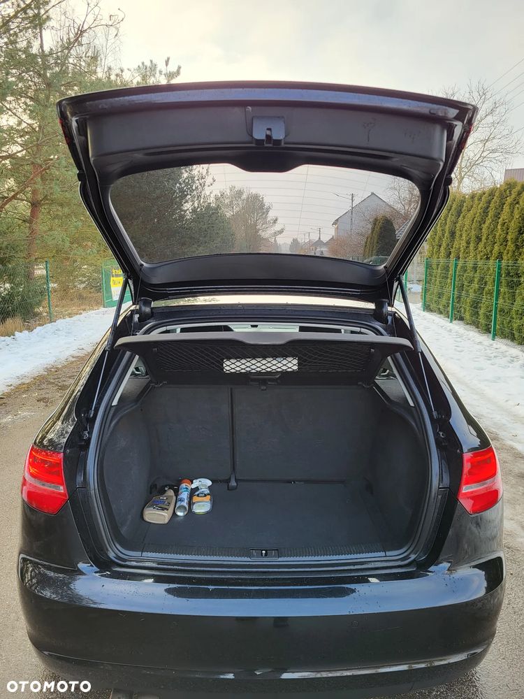 Audi A3 Sportback 1.8 TFSI Ambiente - 10