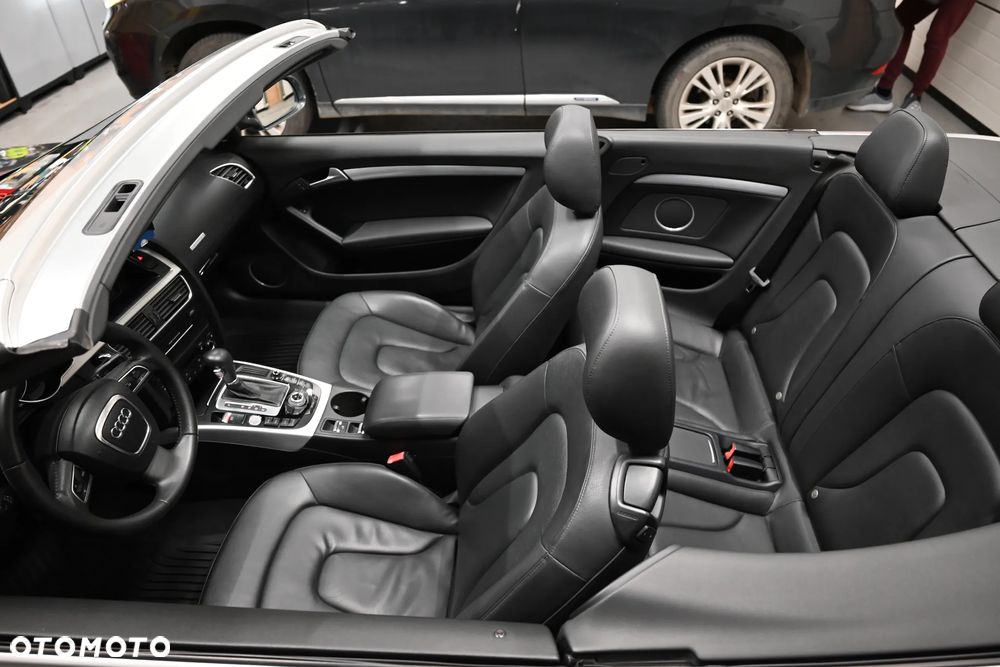 Audi A5 Cabrio 2.0 TFSI quattro S tronic - 23