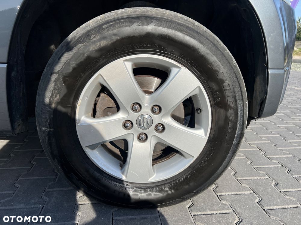 Suzuki Grand Vitara 1.9 DDiS Premium - 35