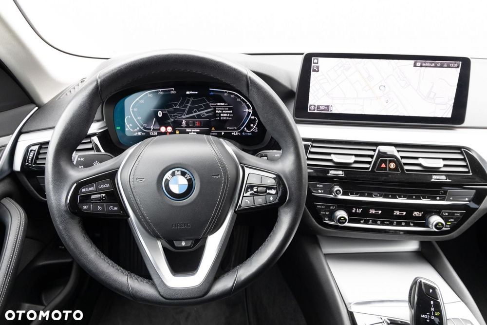 BMW Seria 5 - 13