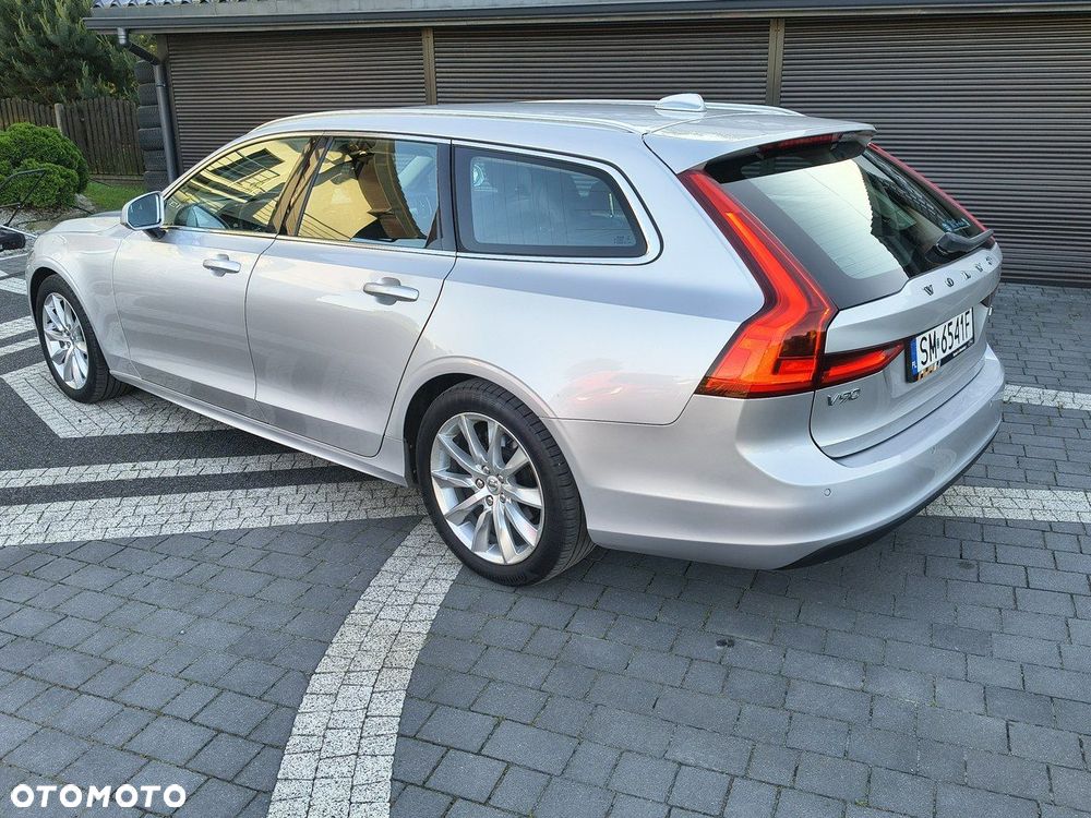 Volvo V90 D3 Momentum - 5
