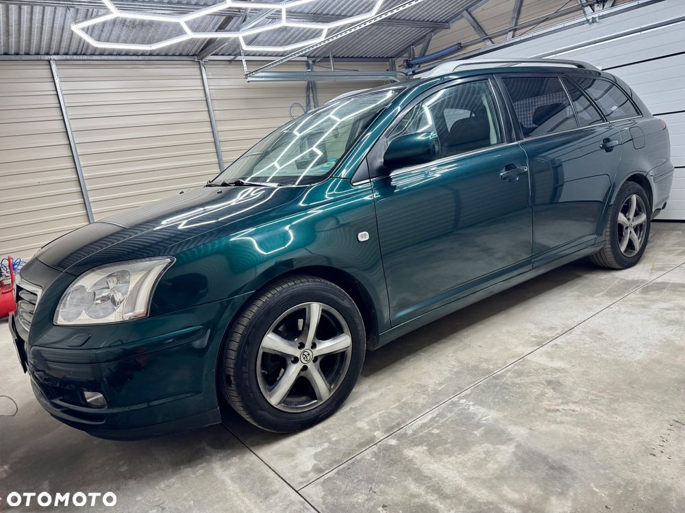 Toyota Avensis 1.8 VVT-i Combi - 2