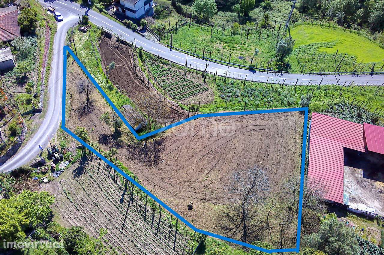 Terreno urbano em Valdreu, Vila Verde c/ 1547 m2 - Grande imagem: 3/21