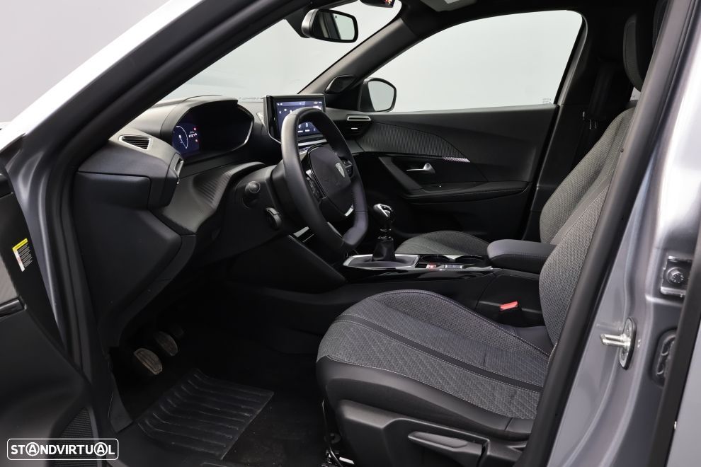 Peugeot 2008 1.2 PureTech Allure - 20