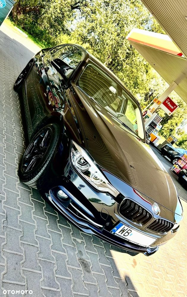 BMW Seria 3 318i Sport Line - 10