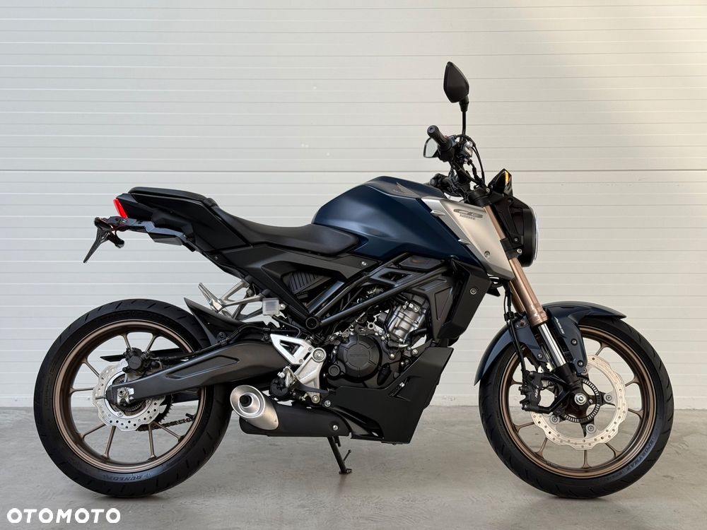 Honda CB - 3