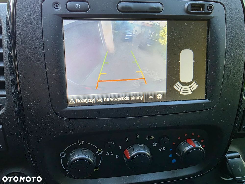 Renault Trafic Grand Passenger 2,9t Business - 16