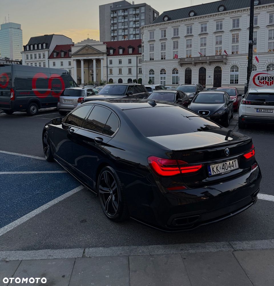 BMW Seria 7 740d xDrive - 9