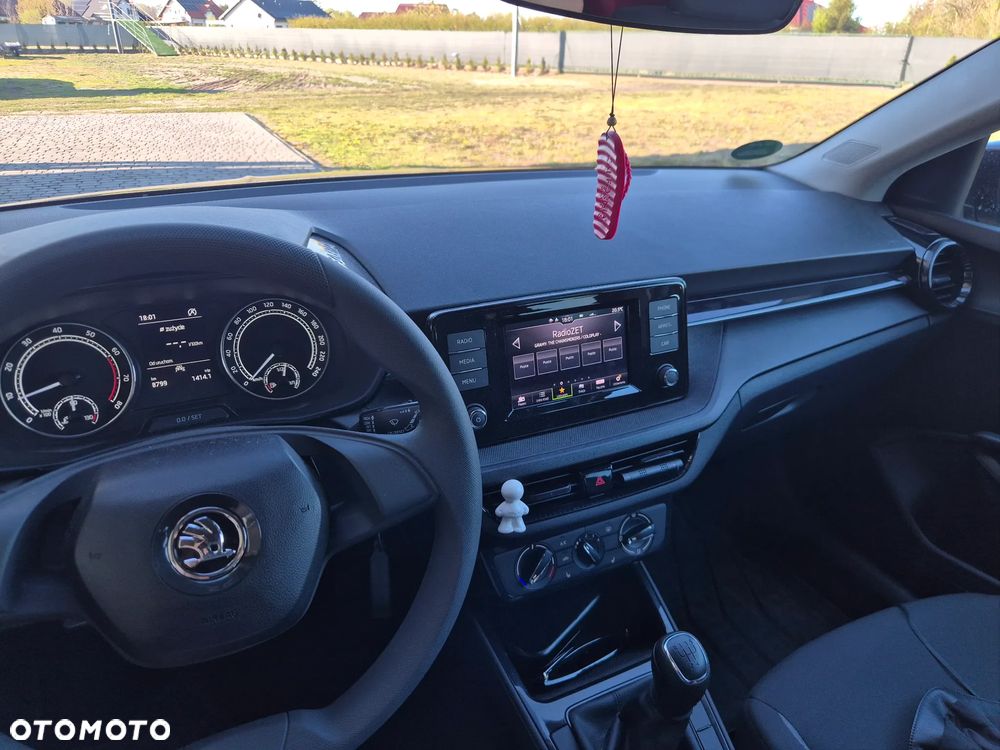 Skoda Fabia 1.0 MPI Active - 21