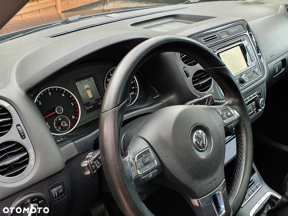 Volkswagen Tiguan - 17