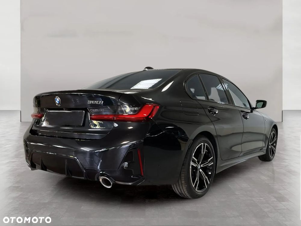 BMW Seria 3 320i xDrive M Sport - 7