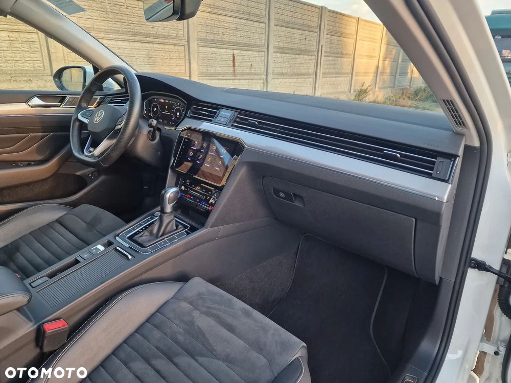 Volkswagen Passat Variant 1.4 TSI Plug-In-Hybrid DSG GTE - 12