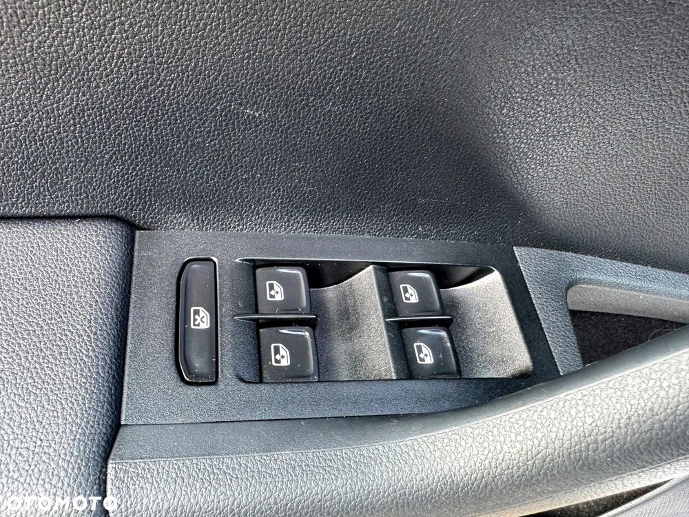 Skoda Octavia 1.6 TDI Style DSG - 17