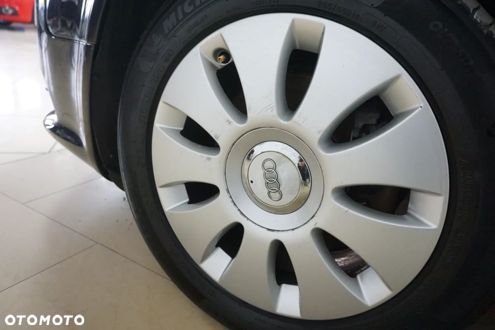 Audi A4 Avant 2.0 TDI - 14