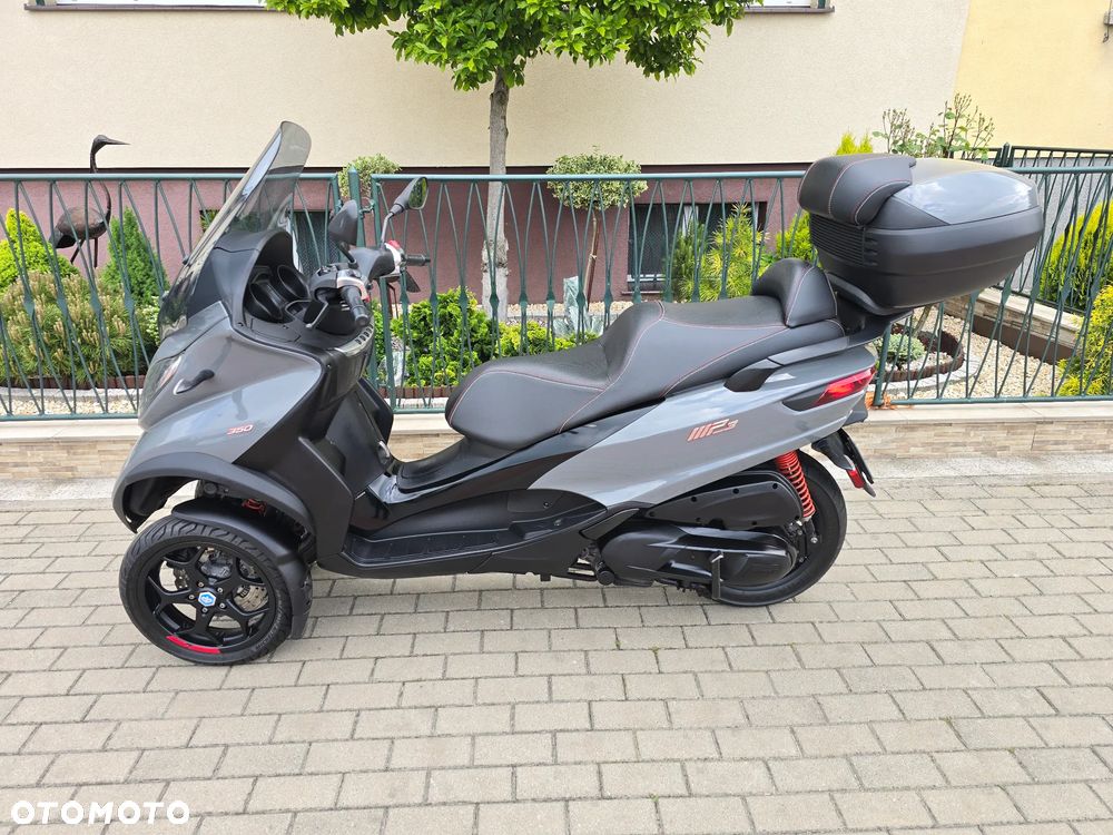 Piaggio MP-3 - 3