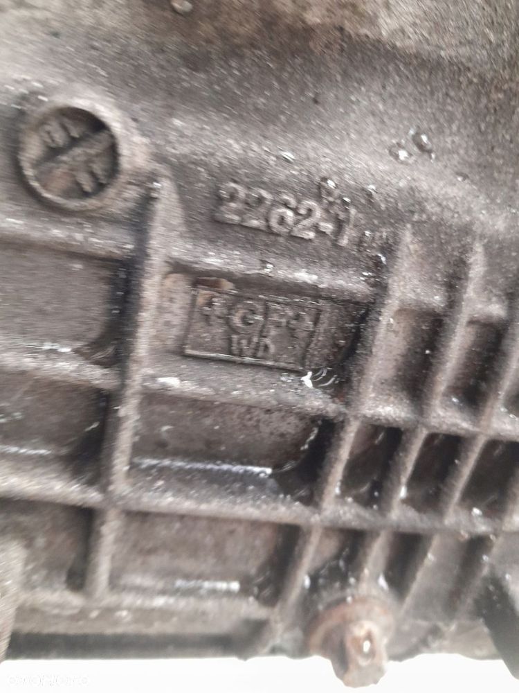 SKRZYNIA BIEGÓW BMW 1 E87 3 E90 2.0D 1089401077 - 7