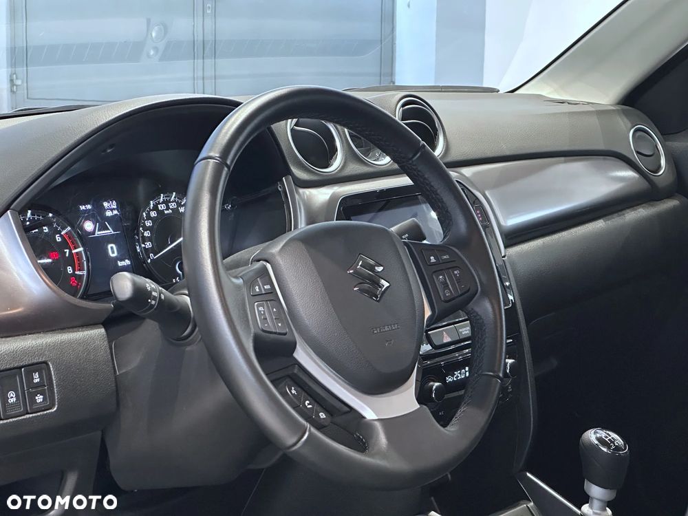 Suzuki Vitara 1.4 Boosterjet mHEV Premium Plus 2WD - 16