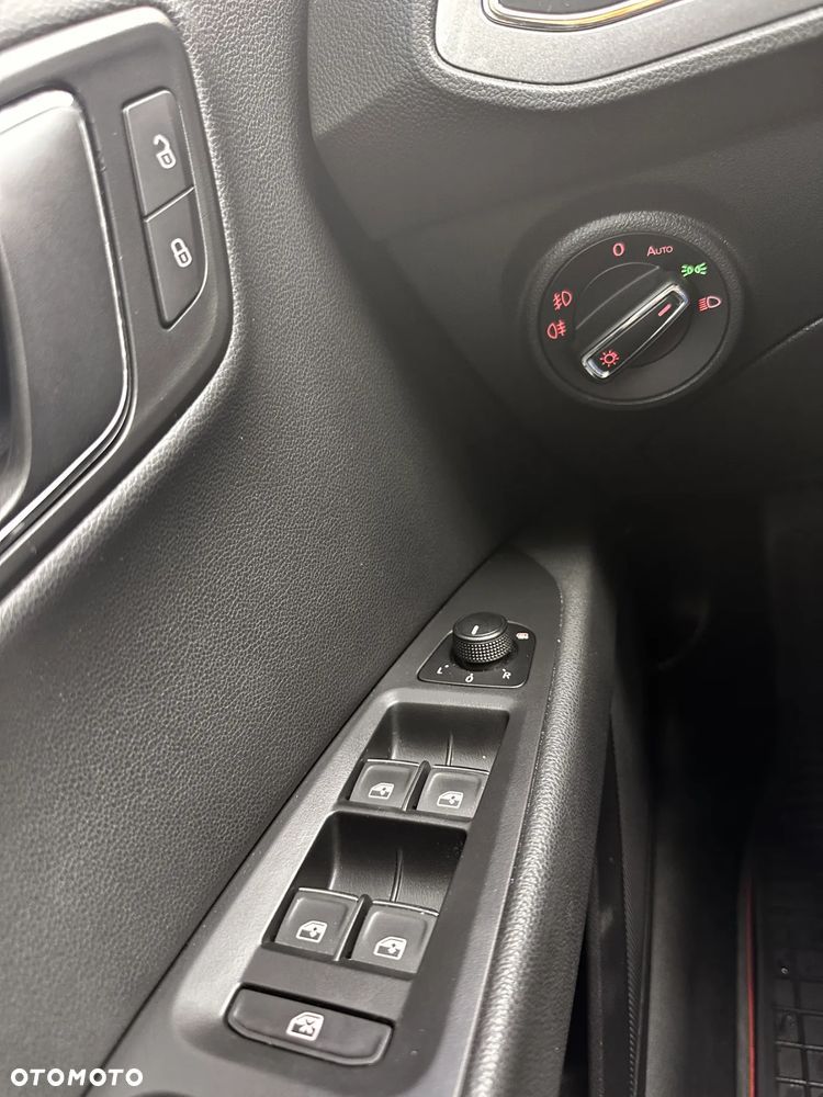 Seat Leon 2.0 TDI FR S&S DSG EU6 - 13