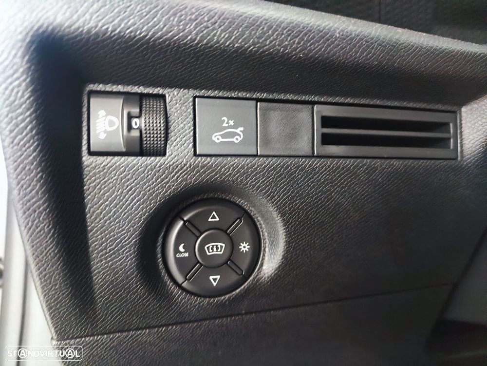 Citroën C4 X 1.5 BlueHDi Max EAT8 - 9