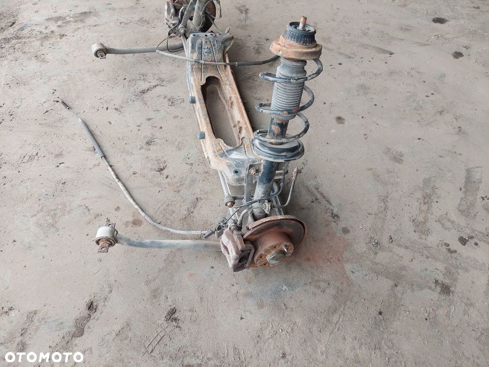 KOMPLETNE ZAWIESZENIE BELKA SANKI TYŁ ALFA ROMEO 147 I - 3