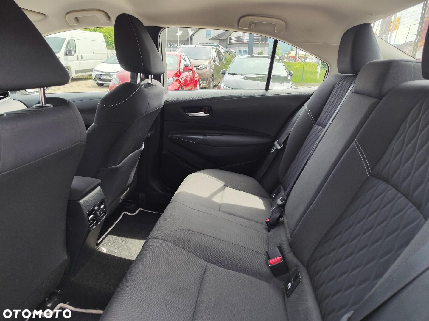 Toyota Corolla - 14