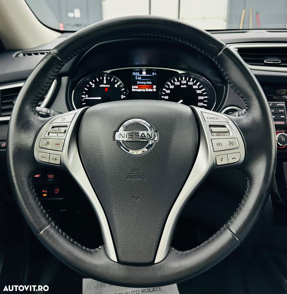 Nissan X-Trail 1.6 dCi N-Connecta - 35