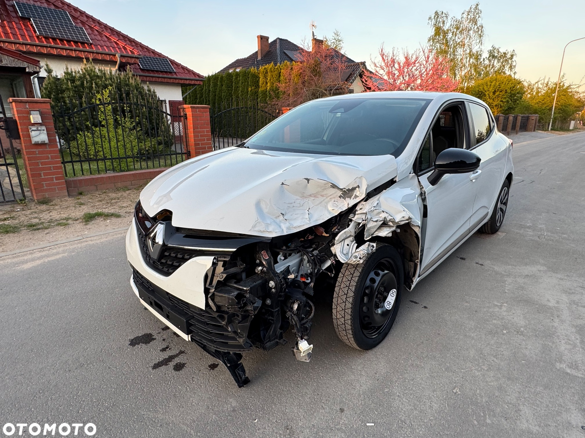 Renault Clio BLUE dCi 100 EVOLUTION - 3