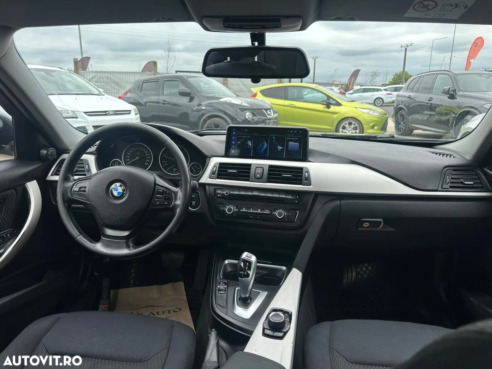 BMW Seria 3 318d Aut. Modern Line - 8