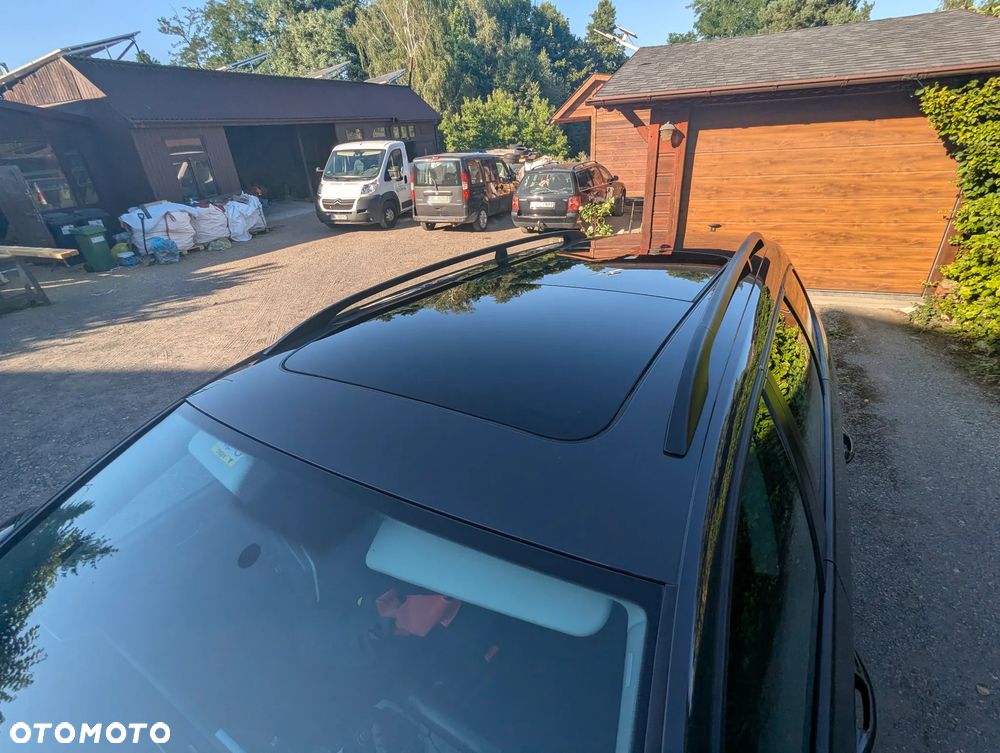 Volkswagen Passat 1.6 TDI Trendline - 14