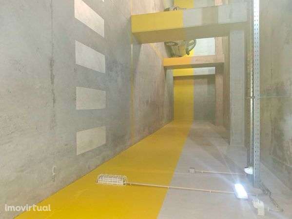 Lugar de Garagem DUPLO Pólo Universitário/H.S.J. - Grande imagem: 2/5