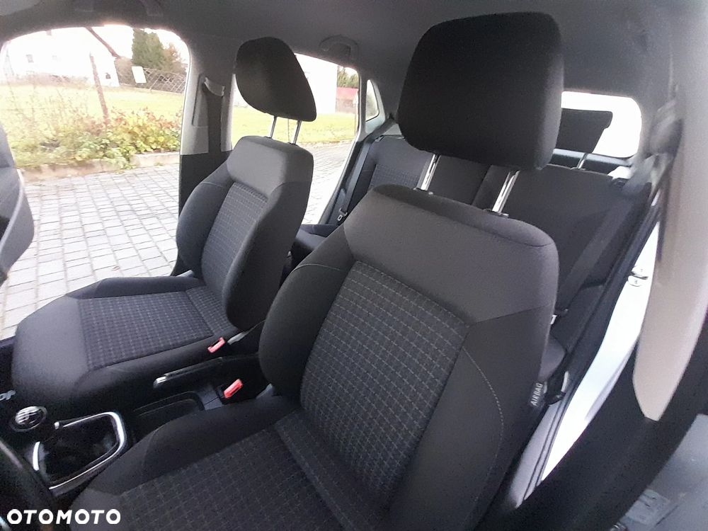 Volkswagen Polo 1.4 TDI (Blue Motion Technology) Comfortline - 14