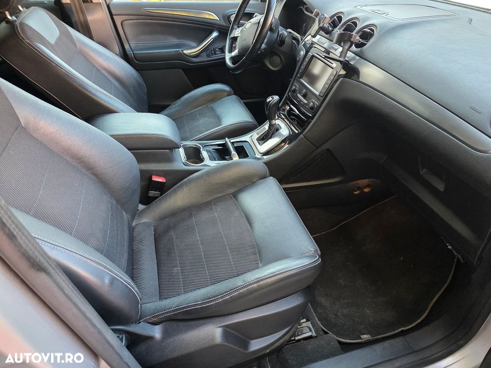 Ford Galaxy 2.0 TDCi Powershift Titanium - 15