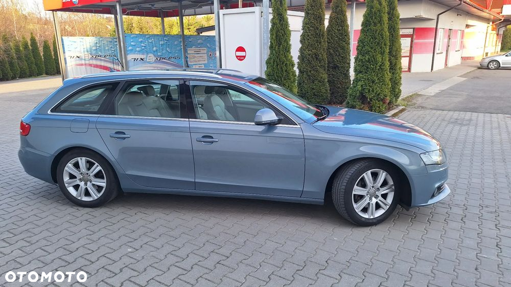 Audi A4 Avant 3.0 TDI DPF quattro Ambiente - 3