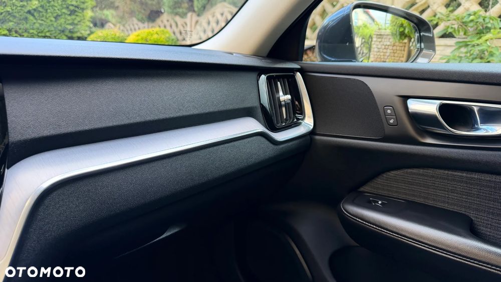 Volvo V60 B3 B DKG Core - 37